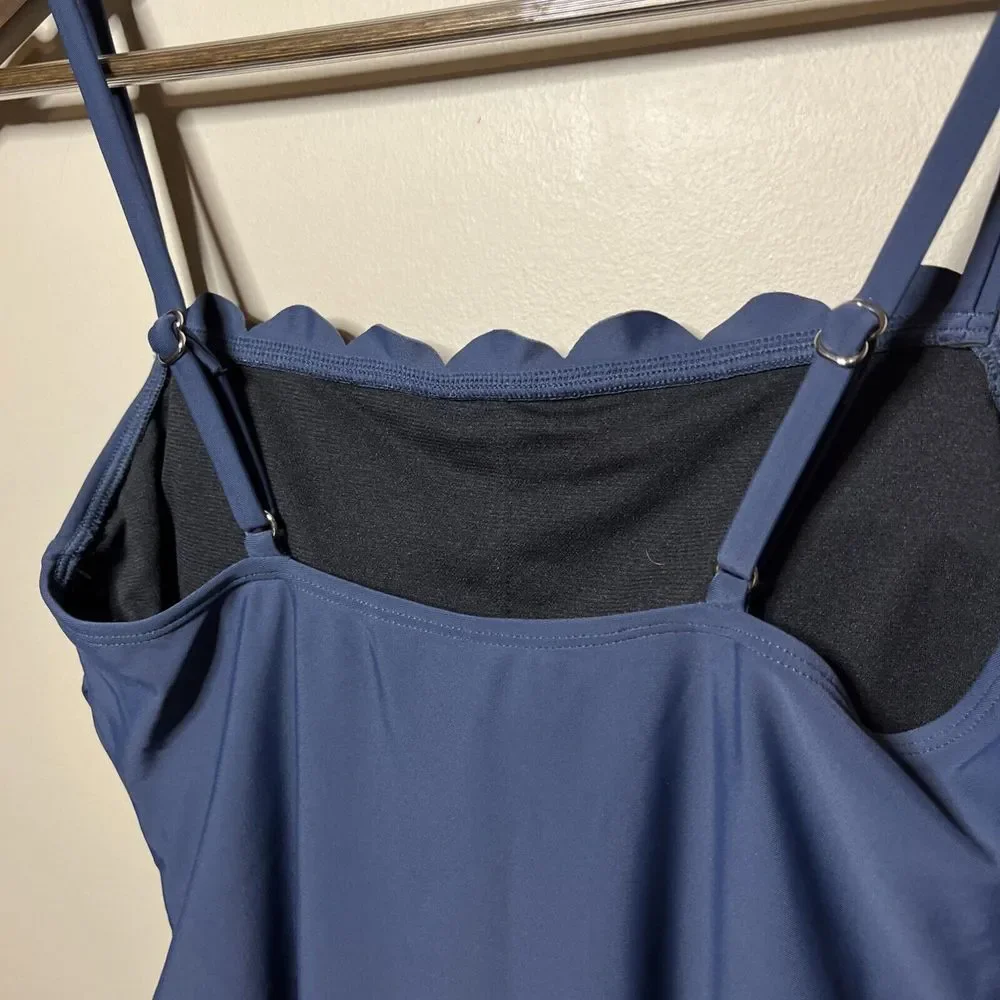 Cupshe Blue Scalloped Square One Piece Swimsuit New With Tags Blue Pool Beach‎